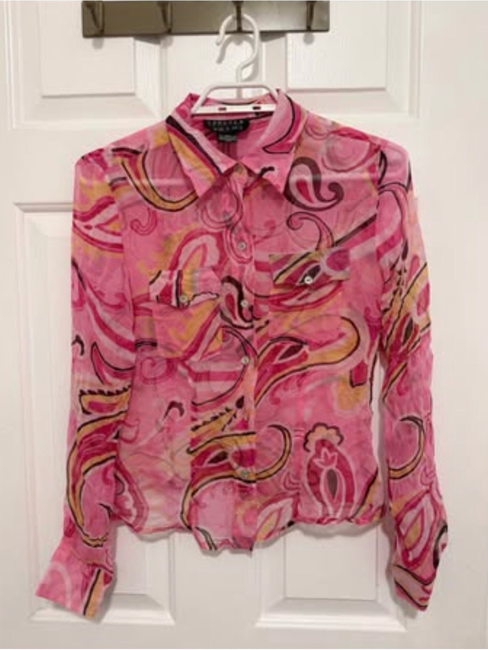 Spenser Jeremy Pink Abstract Swirl Button-Up Blouse